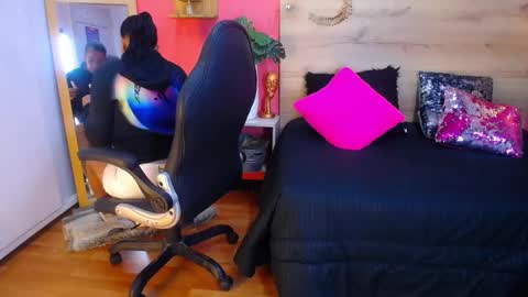 Snapshot of margare_scarlett chatting on 01-31-25, 12:07 margare_scarlett online show from 01-31-25, 12:07