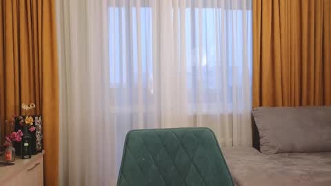 Snapshot of margareata chatting on 12-25-24, 12:26 - Alisa online show from 12-25-24, 12:26