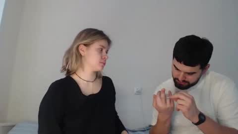 Snapshot of margaretstrein chatting on 12-23-24, 09:16 Alex and Jane online show from 12-23-24, 09:16