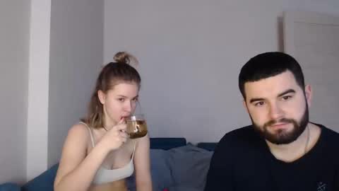 Snapshot of margaretstrein chatting on 02-25-25, 04:35 Alex and Jane online show from 02-25-25, 04:35