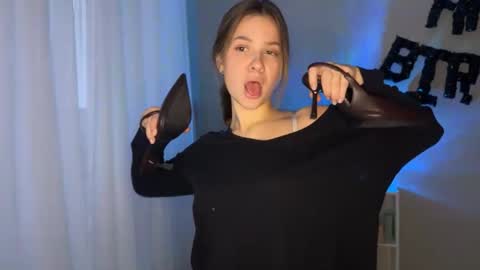 Snapshot of margaretstrein chatting on 11-21-25, 11:53 Alex and Jane online show from 11-21-25, 11:53