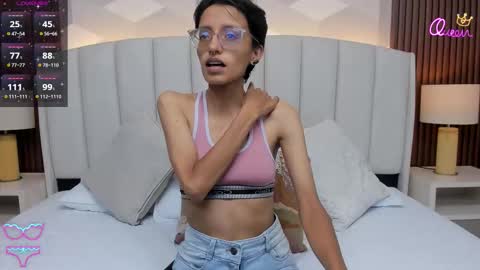 Aitana online show from 01-18-26, 01:42