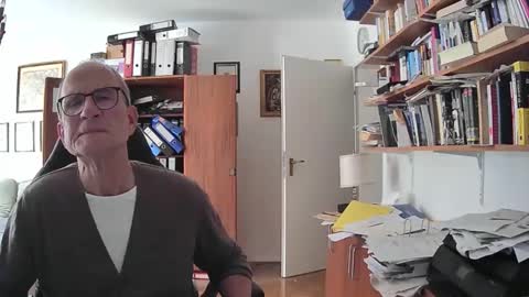 marginalie online show from 10-12-25, 01:43