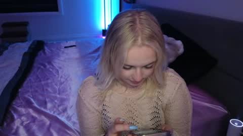 margot_robbie7 online show from 06-11-26, 01:16
