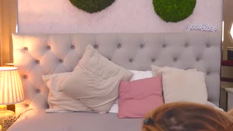 margothill online show from 10-12-25, 01:32