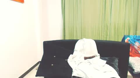 mari4you69 online show from 01-05-25, 11:15