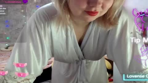 Mari online show from 02-28-25, 03:26