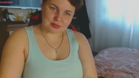 Mari online show from 10-14-25, 06:58