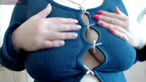 Mari online show from 04-14-26, 05:13