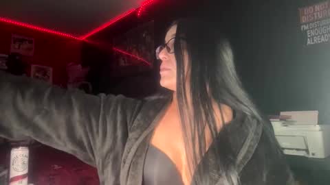 Mari Bee online show from 03-16-26, 05:35