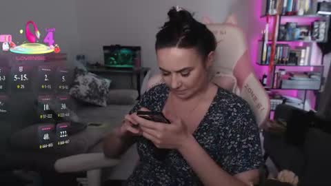 Snapshot of mari_moore7 chatting on 07-14-26, 10:21 mari moore online show from 07-14-26, 10:21