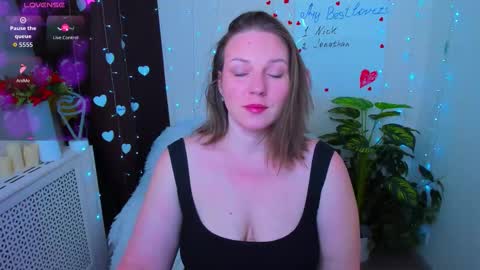 Snapshot of maria__mia chatting on 02-22-26, 10:41 Maria online show from 02-22-26, 10:41