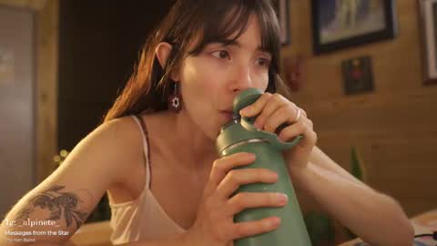 Snapshot of maria_alfonsina_ chatting on 11-17-25, 09:31 Alfonsina online show from 11-17-25, 09:31