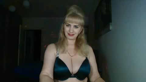 Snapshot of maria_anna_mmm chatting on 06-13-26, 07:23 maria_anna_mmm online show from 06-13-26, 07:23