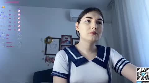 Snapshot of maria_bowie chatting on 01-18-25, 09:24 Maria online show from 01-18-25, 09:24