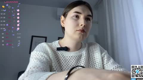 Snapshot of maria_bowie chatting on 03-08-25, 11:58 Maria online show from 03-08-25, 11:58