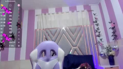 Snapshot of maria_paulac chatting on 02-13-25, 08:38 MARIA online show from 02-13-25, 08:38