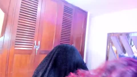 Snapshot of maria_paulac chatting on 11-12-25, 06:25 MARIA online show from 11-12-25, 06:25