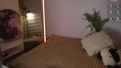 Snapshot of maria_petit chatting on 05-10-26, 01:22 M. online show from 05-10-26, 01:22