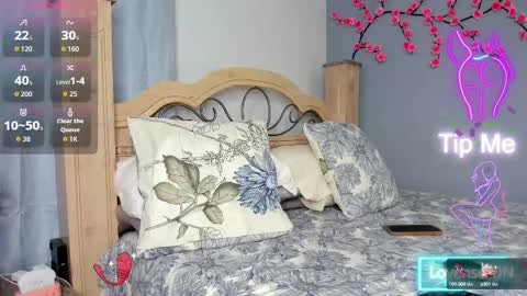 Snapshot of mariaangel_99 chatting on 10-11-25, 01:27 maria angel online show from 10-11-25, 01:27