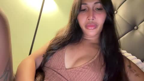 Snapshot of mariafatale_00 chatting on 03-10-25, 02:26 Maria online show from 03-10-25, 02:26