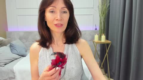 Mari online show from 12-26-24, 04:47