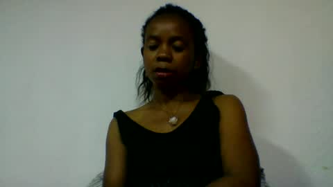 Snapshot of mariah642217 chatting on 06-15-26, 05:04 mariah642217 online show from 06-15-26, 05:04