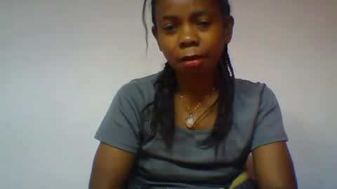Snapshot of mariah642217 chatting on 06-19-26, 01:15 mariah642217 online show from 06-19-26, 01:15