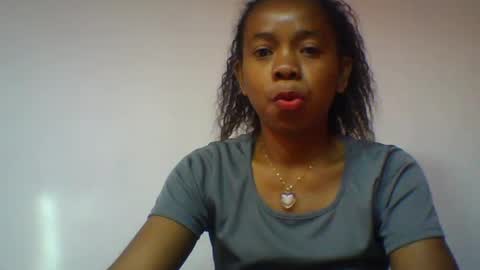 Snapshot of mariah642217 chatting on 06-20-26, 06:16 mariah642217 online show from 06-20-26, 06:16