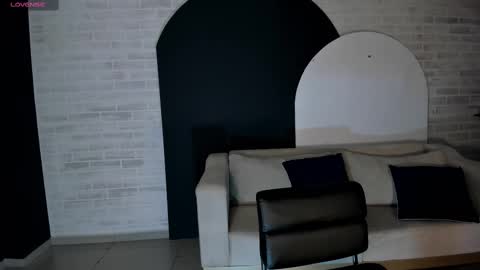 MARIA HERRERA  online show from 03-12-25, 03:02