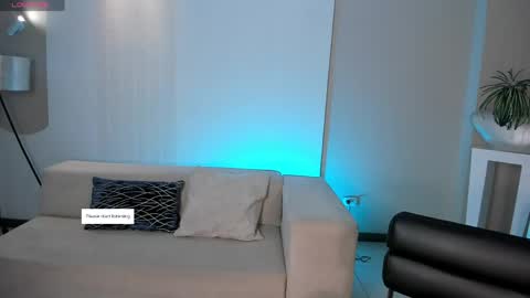 Snapshot of mariaherrera_ chatting on 04-29-26, 08:04 MARIA HERRERA online show from 04-29-26, 08:04