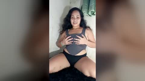 Snapshot of marialuzhot143 chatting on 06-13-26, 10:02 marialuzhot143 online show from 06-13-26, 10:02