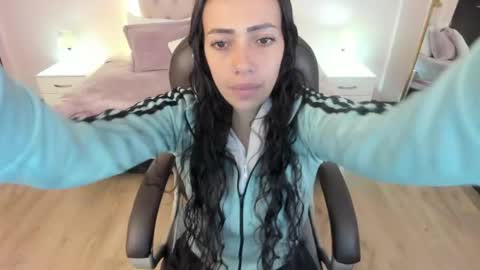 Snapshot of mariam_lopez__ chatting on 05-24-26, 03:11 Mariam online show from 05-24-26, 03:11