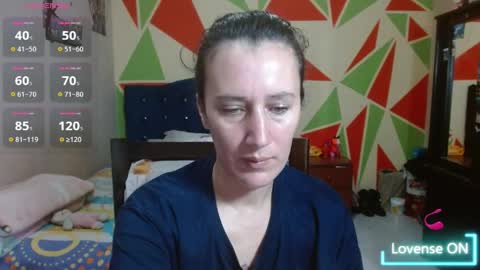 Snapshot of mariam_wish1 chatting on 05-26-26, 04:25 mariam_wish1 online show from 05-26-26, 04:25