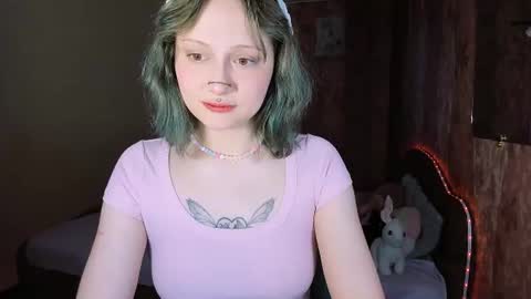 Snapshot of mariamilkis chatting on 06-11-26, 02:33 Maria online show from 06-11-26, 02:33