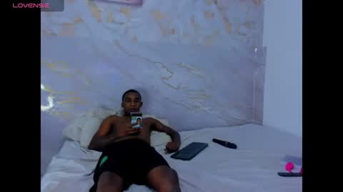 Snapshot of mariamrosse chatting on 06-24-26, 12:31 Mariam online show from 06-24-26, 12:31