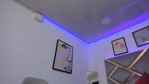 Marian online show from 03-08-25, 02:55