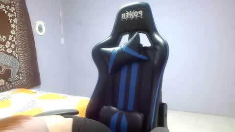 mariana995649 online show from 03-05-25, 12:11