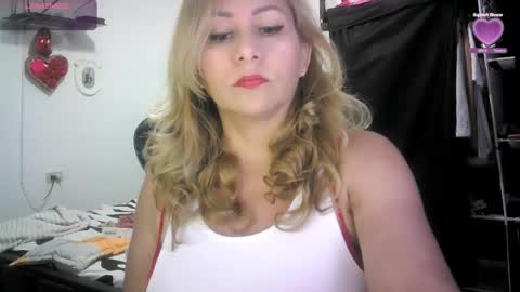Snapshot of mariana995649 chatting on 10-22-25, 07:57 mariana995649 online show from 10-22-25, 07:57