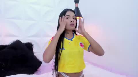 Mari  online show from 06-21-26, 08:22
