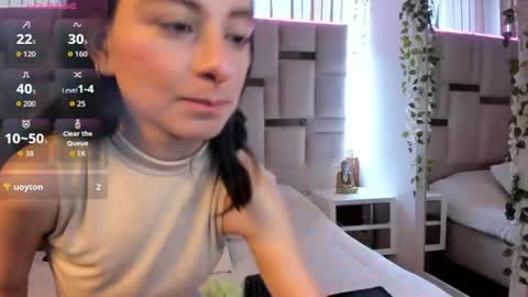 mariana__thompson online show from 07-19-26, 01:15