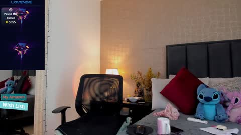 Mar y online show from 01-22-25, 02:46