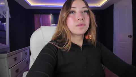 Mariana Castro online show from 10-31-25, 03:29