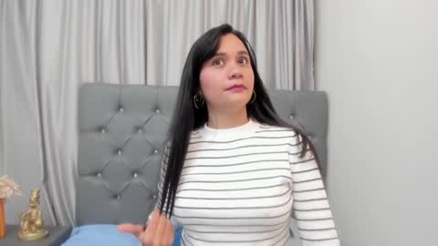 Mariana online show from 01-03-25, 02:32