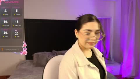    online show from 06-04-26, 12:44