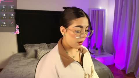   online show from 06-06-26, 11:48