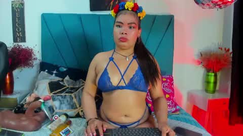 Snapshot of mariana_star1 chatting on 06-18-26, 04:13 mariana_star1 online show from 06-18-26, 04:13