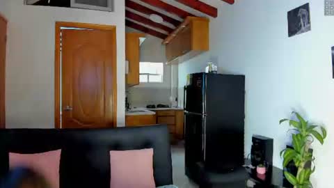 Snapshot of marianagomez__ chatting on 06-29-26, 11:43 Mariana online show from 06-29-26, 11:43