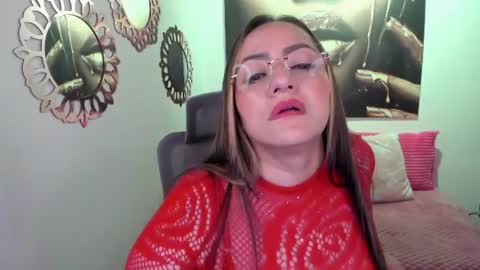 Snapshot of marianalopez81 chatting on 06-14-26, 02:24 Mariana Lopez online show from 06-14-26, 02:24