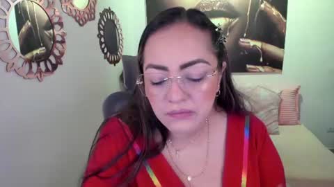 Snapshot of marianalopez81 chatting on 07-08-26, 12:48 Mariana Lopez online show from 07-08-26, 12:48